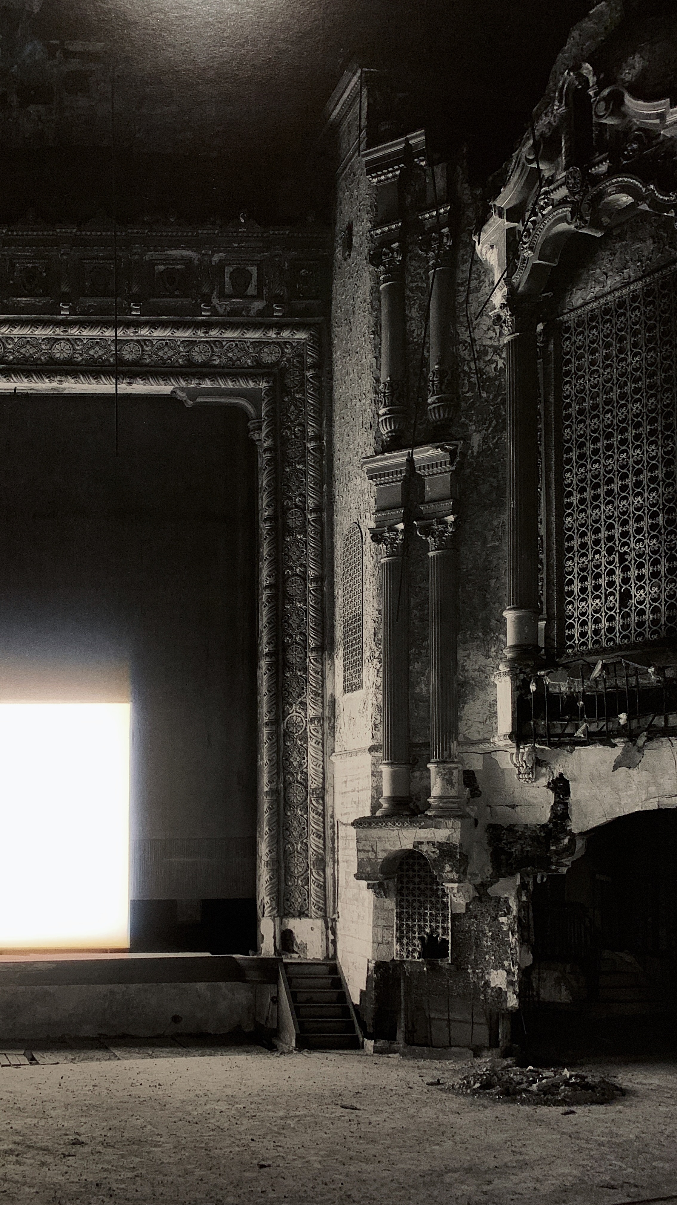 hiroshi sugimoto, abandoned opera house